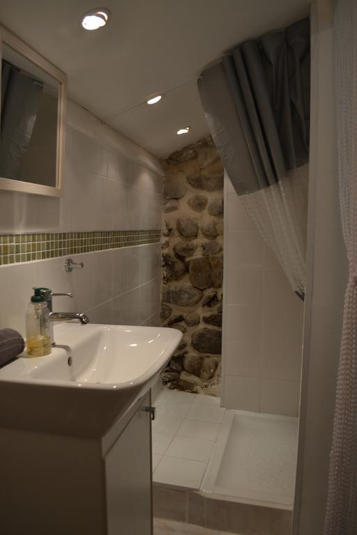Maison Sous Le Pont Meyras